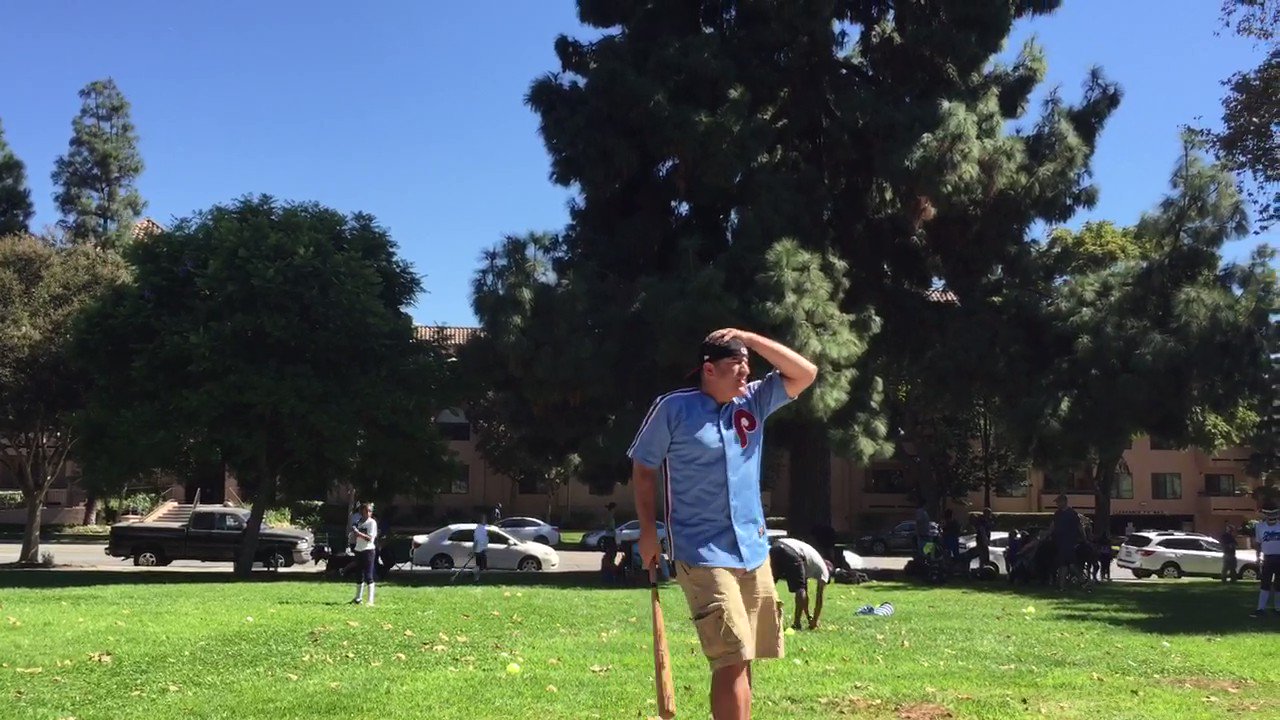 Happy 74th birthday to Bob Boone & his foul ball spin around.  