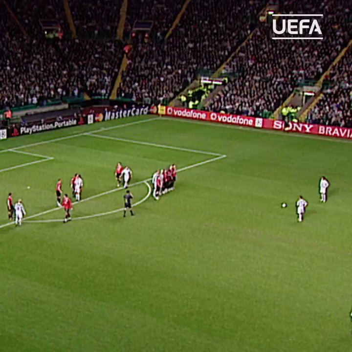 Uefaチャンピオンズリーグ 06年11月21日 セルティック パーク マンチェスター ユナイテッド 中村俊輔 の魔法の左足 T Co L5wcwzgu3m Twitter