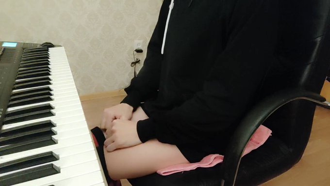 Hello everyone, I didn&rsquo;t disappear anywhere, I just bought a midi keyboard and just fell out of reality)<a href="/tag/trap"class="tags"><span>#trap</span></a><a href="/tag/sissy"class="tags"><span>#sissy</span></a><a href="/tag/crossdresser"class="tags"><span>#crossdresser</span></a><a href="/tag/femboy"class="tags"><span>#femboy</span></a>