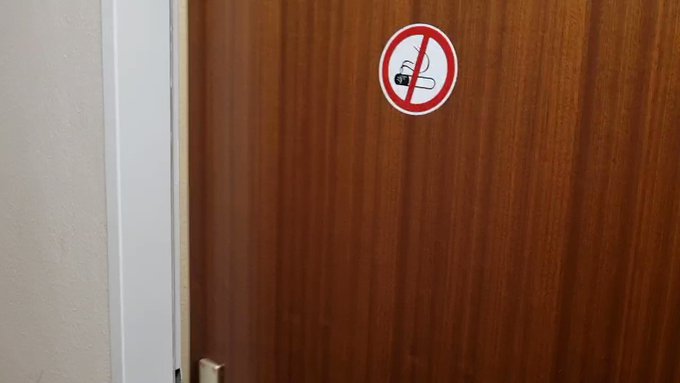 Today cruising in the Mistery Hall of Hamburg with the pornostar @AaronMarkcom @darek_mr
@Bisexcalvo