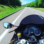 バイクで走っているだけで？何度も死と直面する!