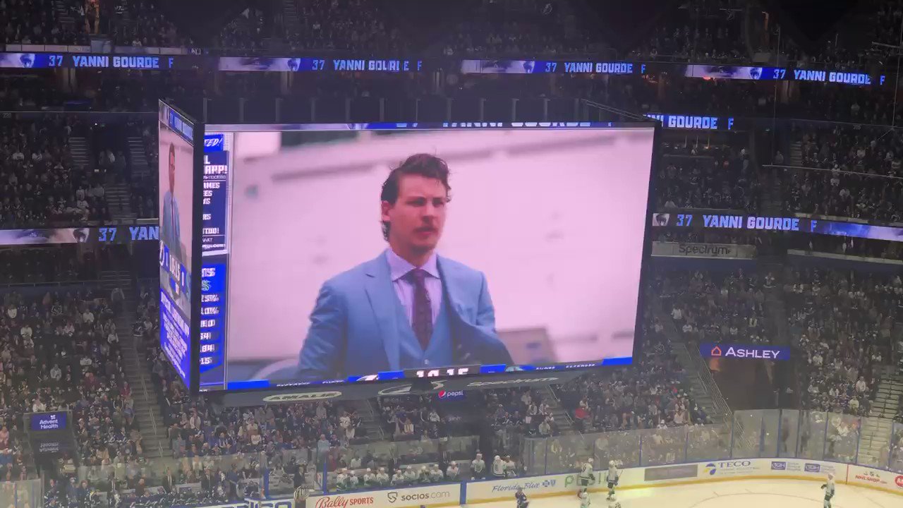joe smith on twitter the yanni gourde tribute video this was as loud as i ve heard it for a former player coming back tblightning https t co qwuujoybpp twitter