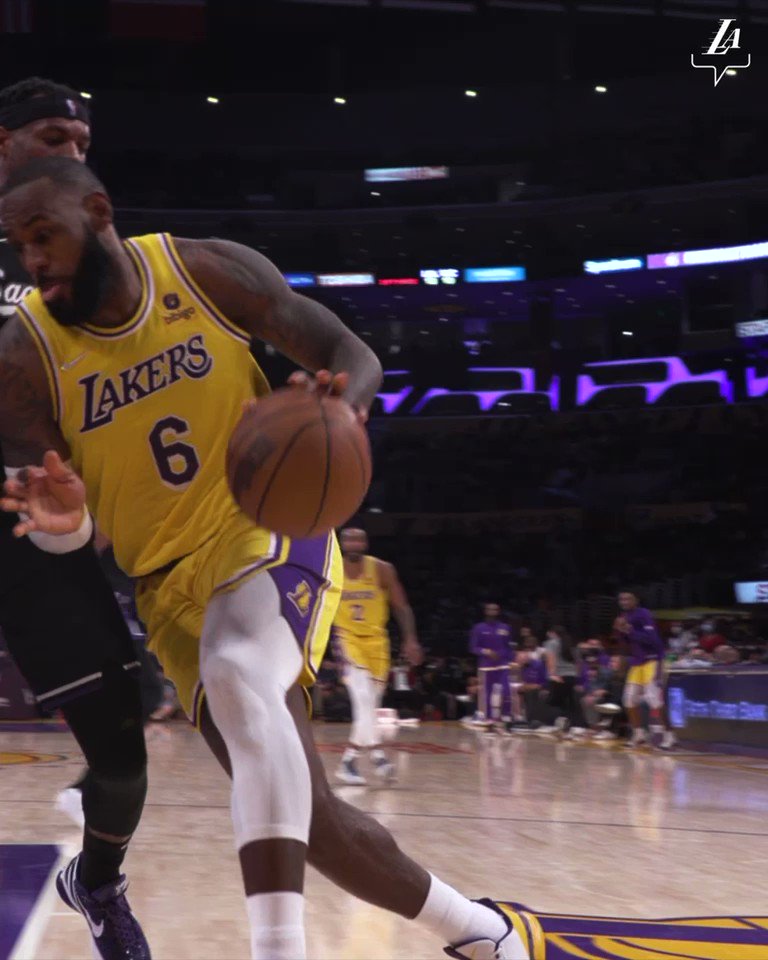 @Lakers's photo on Bron