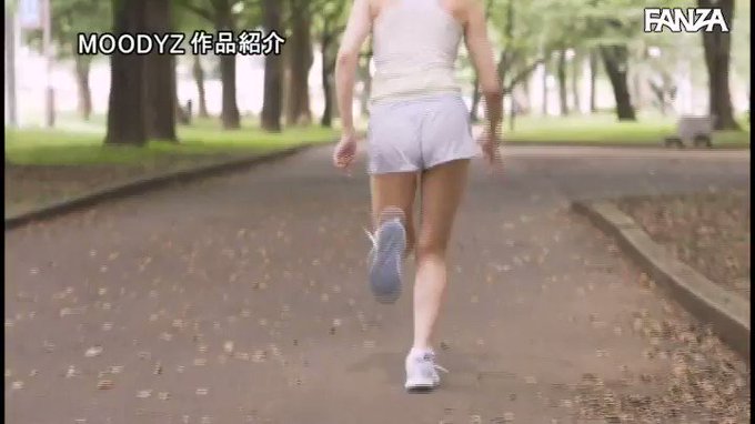 今も活動中の神乳Yo●Tu●e● 子宮がビクビク痙攣追撃めちゃイキッ！ 4本番  #明日見未来 

配信️👉 https://al.dmm.co.jp/?lurl=https%3A%2F%2Fwww.dmm.co.jp%2Fdigital%2Fvideoa%2F-%2Fdetail%2F%3D%2Fcid%3Dmidv00009%2F&af_id=pnpk-990&ch=api https://t.co/WcOQTo67xM