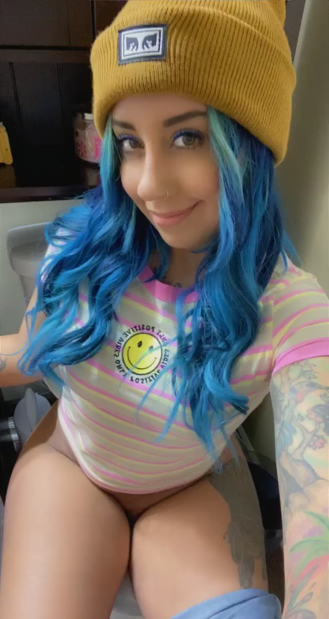 @goddessnixies video Tweet