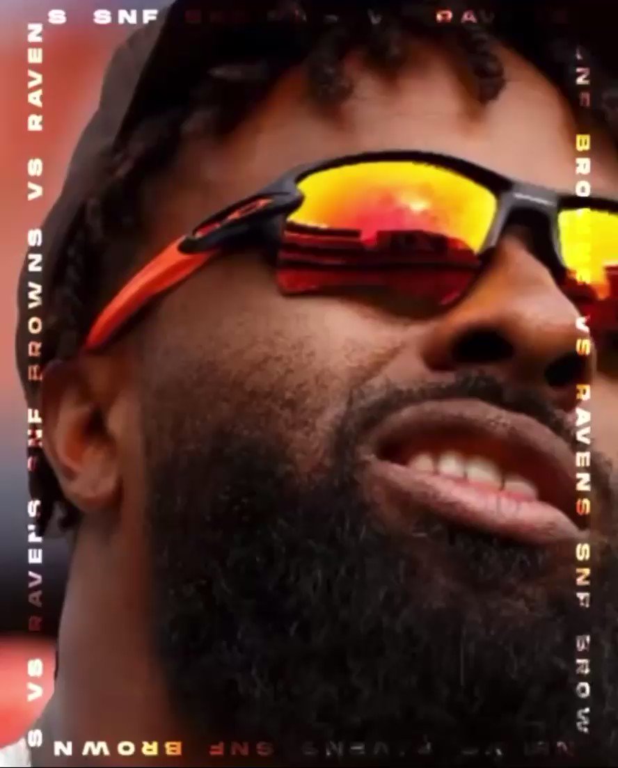 Happy birthday Jarvis Landry can t wait to see you ball in person tonight  x 