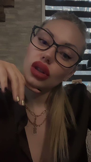 Look at My juicy huge lips and fall on your knees with opened wallet in your weak little piggy hands