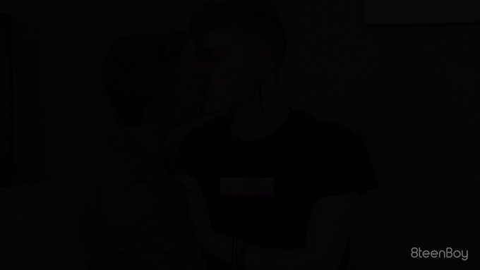 Tight Twink Holes ?
@ariesking666 @ItsSpencerx 

https://t.co/R6q9cSQwGT https://t.co/4Ob7bAzgvx