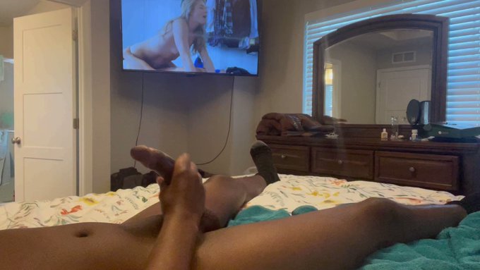 Morning wood🍆 https://t.co/uh0K42npq9