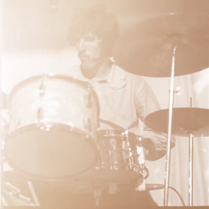 The Doors sound
Happy Birthday John Densmore
 