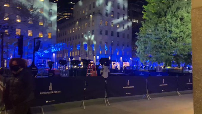Tomorrow’s the big day Christmas tree lighting https://t.co/L72mx17M5t