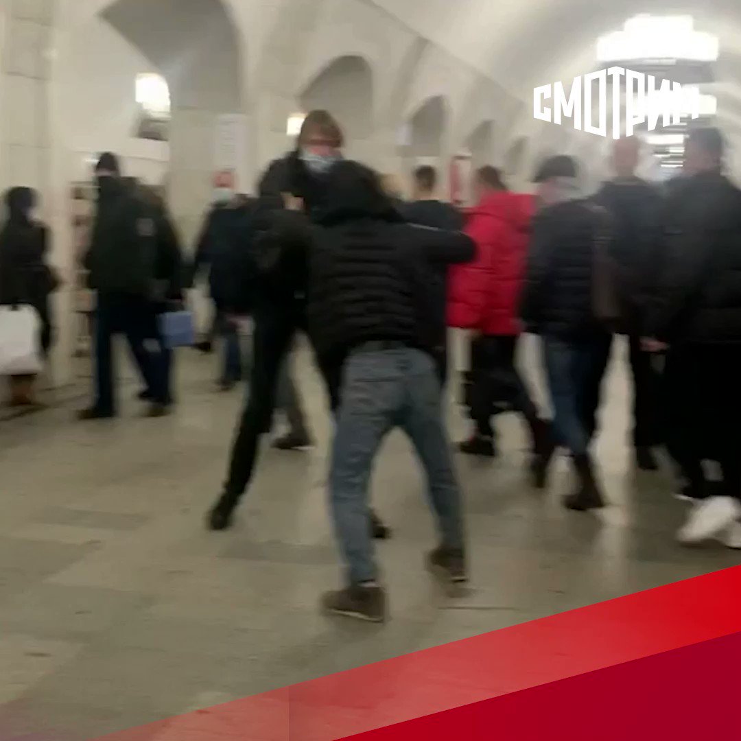 Драка метро Пушкинская