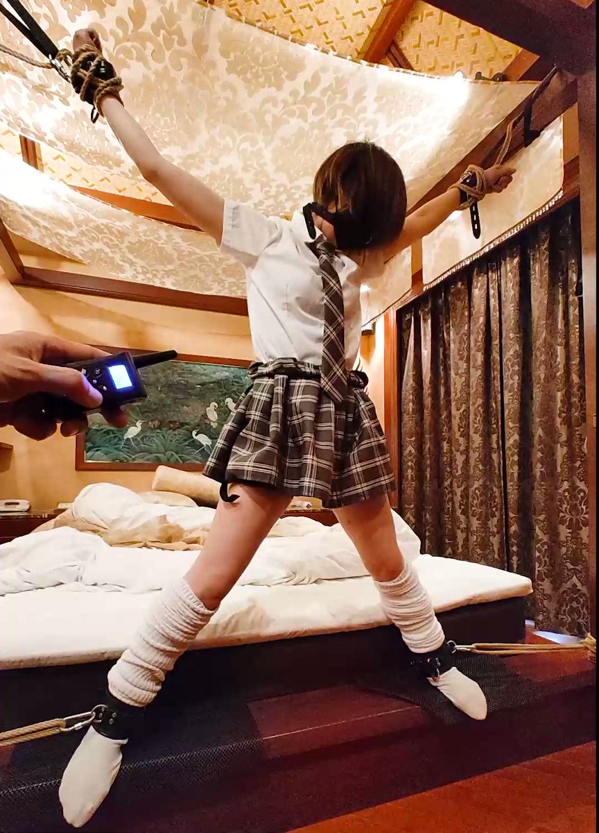 制服 拘束 動画