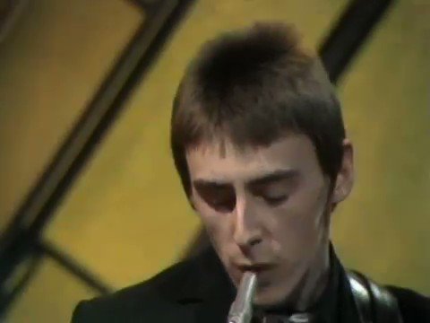 Happy birthday to Paul Weller . Wooooooooh ! 