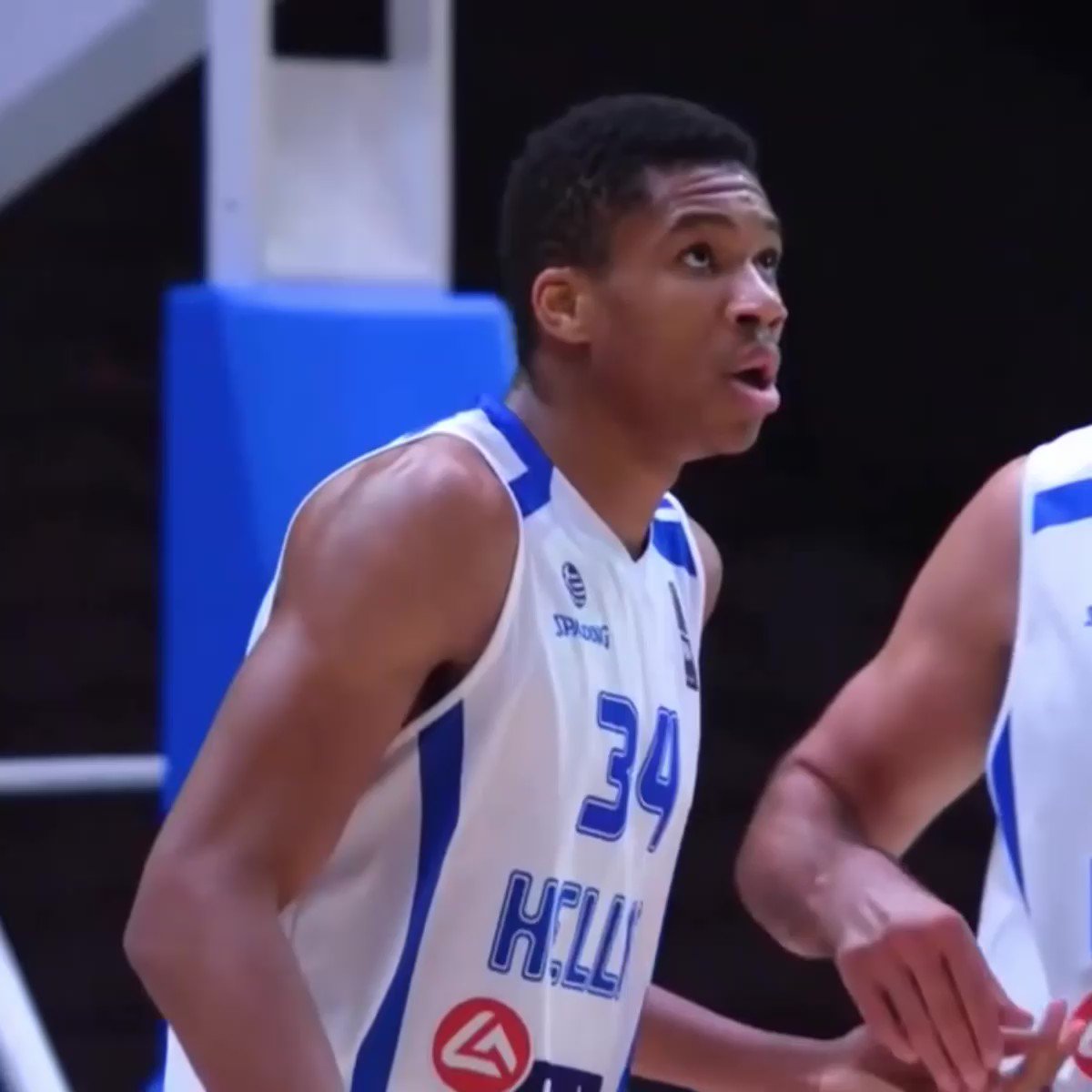 Happy Birthday to Giannis Antetokounmpo! 