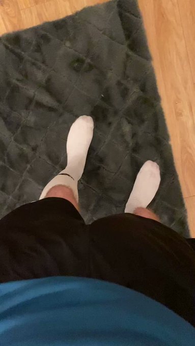 Think I better sort this out before football…

Any help? https://t.co/qePfiChc7x