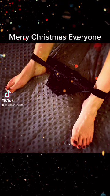 If you&rsquo;re still looking for that perfect gift&hellip; I may have what you need. Message Me!!! https://t.co/<a href="/tag/sexy"class="tags"><span>#sexy</span></a><a href="/tag/feetworship"class="tags"><span>#feetworship</span></a><a href="/tag/females"class="tags"><span>#females</span></a><a href="/tag/feetworshiping"class="tags"><span>#feetworshiping</span></a>