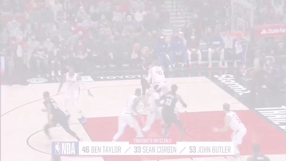 Jusuf Nurkic score 31 points Highlights vs LA Clippers (December 06, 2021)

Courtesy video:https://t.co/v1SVs1hMtU https://t.co/An4OHp220P