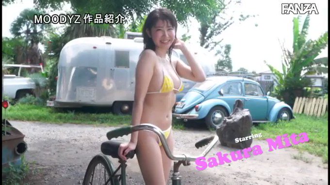 新人 某スポーツ新聞グランプリ受賞 グラビアアイドル転身AV Debut  #三田サクラ 

配信️👉 https://al.dmm.co.jp/?lurl=https%3A%2F%2Fwww.dmm.co.jp%2Fdigital%2Fvideoa%2F-%2Fdetail%2F%3D%2Fcid%3Dmidv00008%2F&af_id=pnpk-990&ch=api https://t.co/MziKs8b4Ta