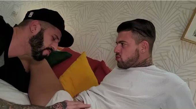 ? Kinky encounter..                   featured @romeodavisxl  ?                                     