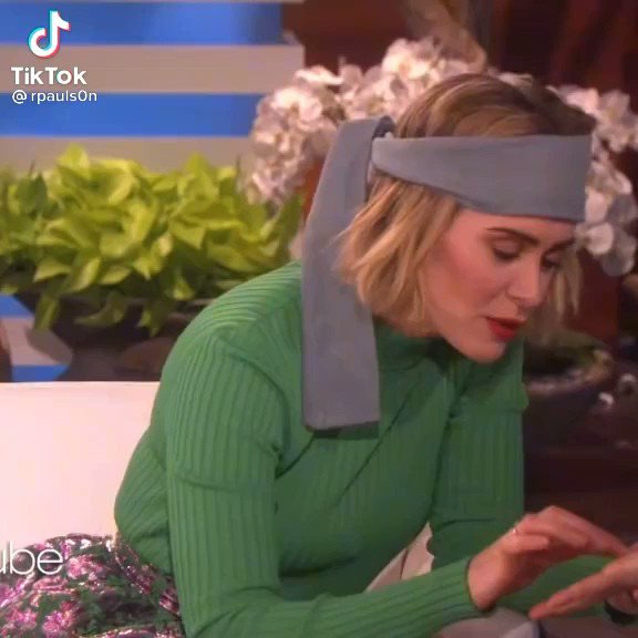Eu te amo sarah paulson te amo mesmo
happy birthday 