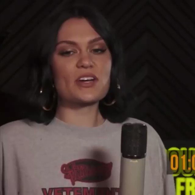 Hoje é aniversário dessa mulher hiper talentosa HAPPY BDAY JESSIE J 