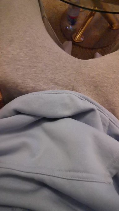 Daddy is horny, come and take care of him ?

Longer video on my Onlyfans with face ??

https://t.co/Hj79q91VFD