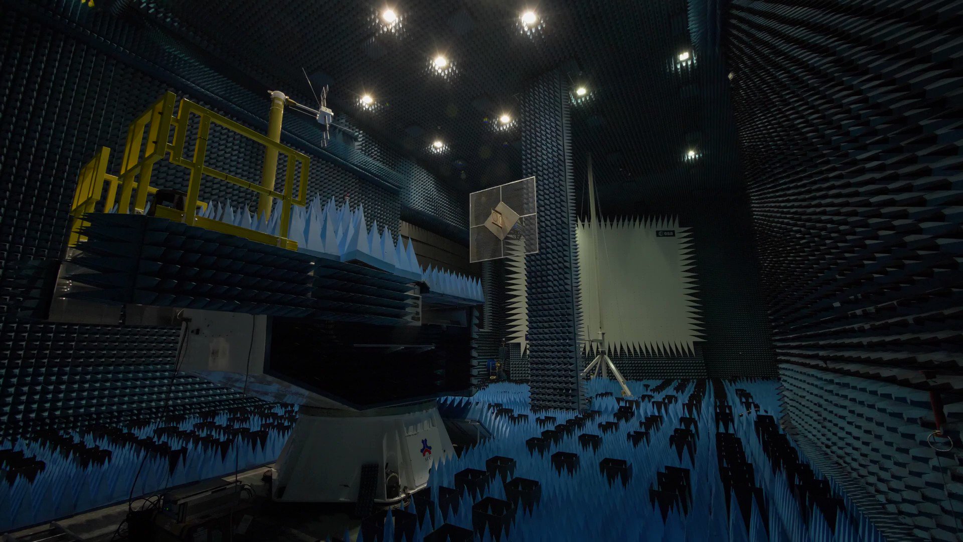 ESA's JUICE mission on Twitter "A scaled model of the JUICE Radar