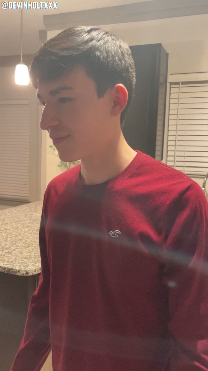 Devin Holt on Twitter: “they are 😉 https://t.co/RUW0c31VK1” / Twitter