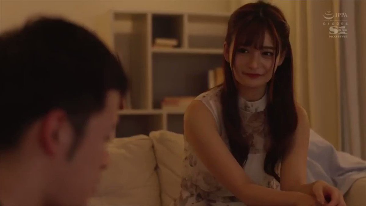 ひなたまりん 彼女の姉は芸能人！ 彼女不在の2日間、お姉さんを一心不乱にレイプし続けた…