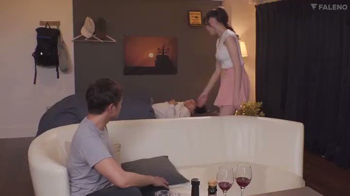 親友の彼女に誘惑されて、、

 https://t.co/eJaTBp9ud7