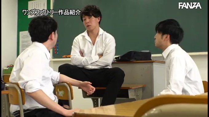 コンドームが破れてまさかの生ハメ！超加速するピストンで何度も中出し！  #美波もも 

配信️👉 https://t.co/XhLf6UTZet https://t.co/0NNp3XGMDc