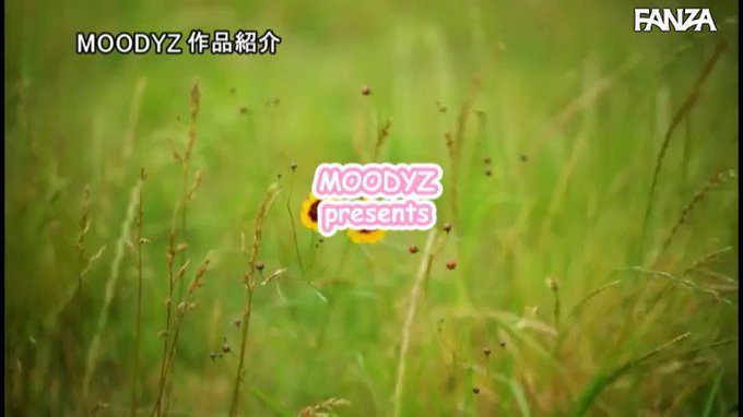 新人20歳の夢。あの日、AV女優になるって決めて987日AVデビュー  #白桃はな 

配信️👉 https://t.co/GhzPejPumg https://t.co/GyV912JG2i
