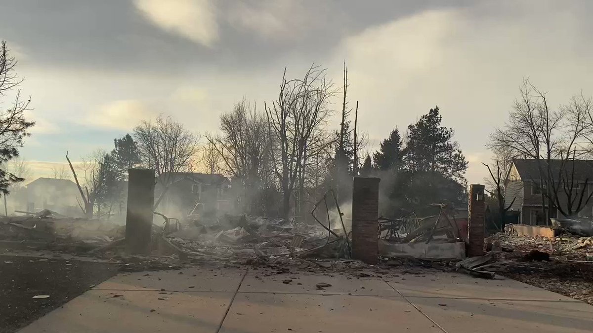 RT @jimhooley: MARSHALL FIRE:   Daylight shows the aftermath in Louisville.   #KDVR #KWGN https://t.co/lPLKNwrd7Z