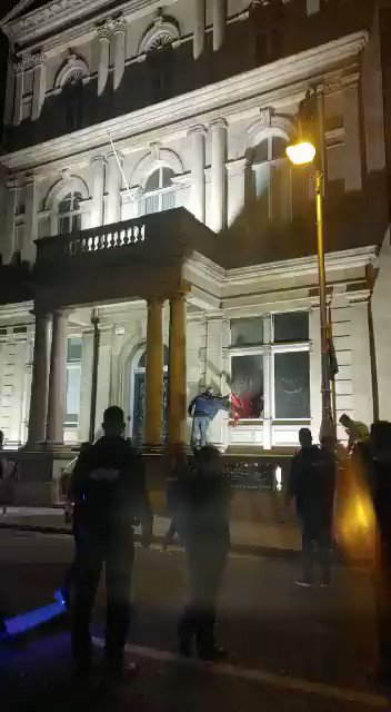 RT @CatholicArena: The Grand Lodge of Freemasonry in Dublin has been badly damaged by a fire this evening. https://t.co/pRDGYQUYNU