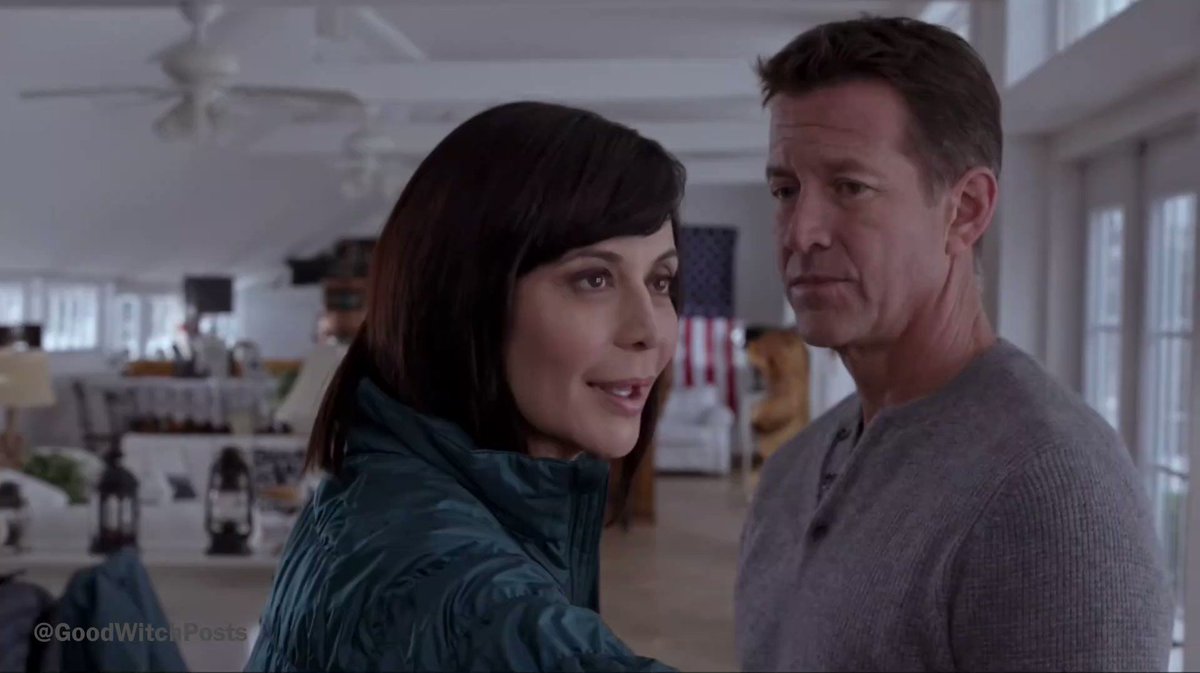 Highlights - Cassie & Sam's First Kiss - Good Witch