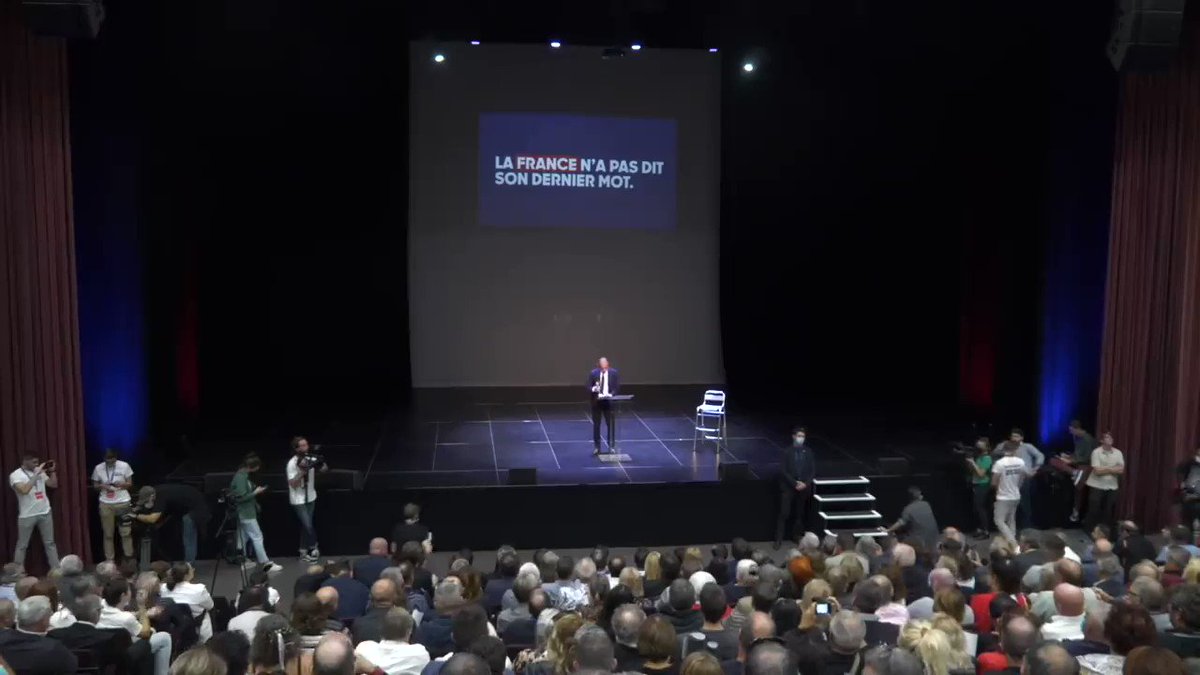 « À l’Université, il faut interdire le massacre de notre langue française par l’écriture inclusive et refaire de l’enseignement supérieur français une voie d’excellence pour la réussite professionnelle » Eric Zemmour
#ProfsAvecZemmour https://t.co/tbrTiitN7G