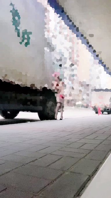 教皇的羞恥調教 香港唯一 ，小眾另類 賤價門檻  不進群包後悔哦 那不是一般全棵欸 被上鎖口球，豬鼻勾🤦&zwj;♀️🤦&zwj;♀️ 被丟下車後獨自街上自慰獎勵 限時教皇開車轉一圈回來前高潮 越反羞越興奮🤦&zwj;♀️  <a href="/tag/%E8%AA%BF%E6%95%99"class="tags"><span>#調教</span></a><a href="/tag/%E7%BE%9E%E6%81%A5"class="tags"><span>#羞恥</span></a><a href="/tag/%E9%9C%B2%E5%87%BA"class="tags"><span>#露出</span></a><a href="/tag/%E9%BC%BB%E3%83%95%E3%83%83%E3%82%AF"class="tags"><span>#鼻フック</span></a><a href="/tag/%E6%AF%8D%E7%8B%97"class="tags"><span>#母狗</span></a><a href="/tag/%E5%8F%8D%E5%B7%AE"class="tags"><span>#反差</span></a><a href="/tag/%E9%AB%98%E8%B7%9F"class="tags"><span>#高跟</span></a><a href="/tag/%E7%B5%B2%E8%A5%AA"class="tags"><span>#絲襪</span></a><a href="/tag/%E7%A6%81%E6%85%BE"class="tags"><span>#禁慾</span></a><a href="/tag/%E8%99%90%E8%B6%B3"class="tags"><span>#虐足</span></a><a href="/tag/%E7%89%9D%E8%B1%9A"class="tags"><span>#牝豚</span></a>