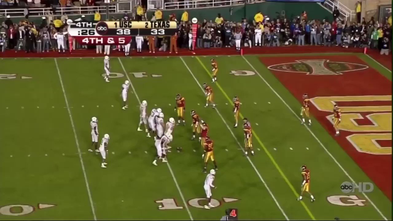 Happy birthday to Texas legend Vince Young Is it CFB season yet?

