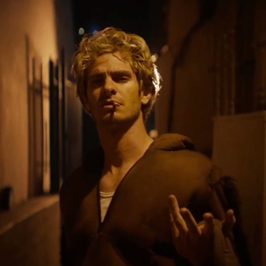 Happy birthday andrew garfield i hope you know how sexc you are <3 