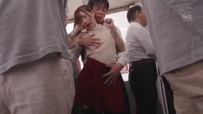 天使もえ 電車の中で女をイかせる競技会に参加させられた私の1年間の記録😍