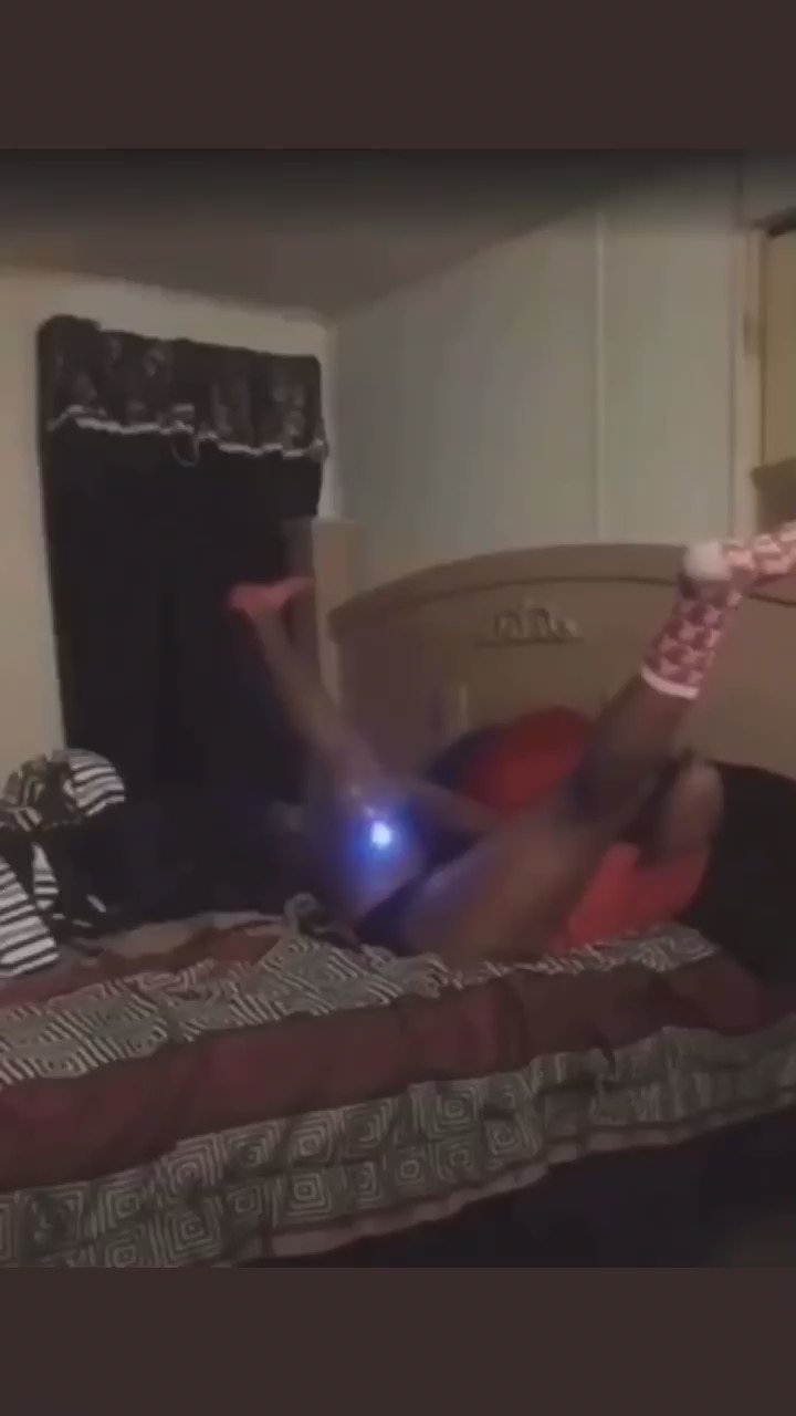 @TheMemesArchives video Tweet