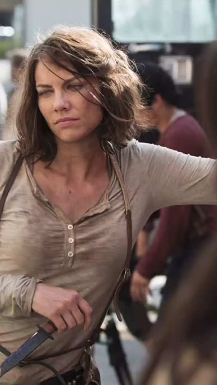 Happy birthday Lauren Cohan   