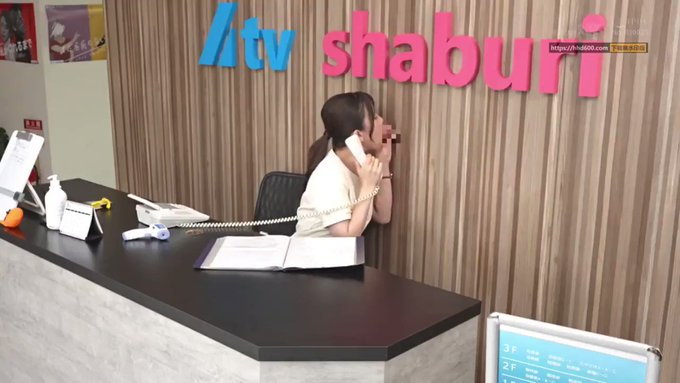 ここは一見、普通のテレビ局…。

ただ一つ違うのは壁や机からチ〇ポが出ている事ｗ https://t.co/5KOKl9dL6u
