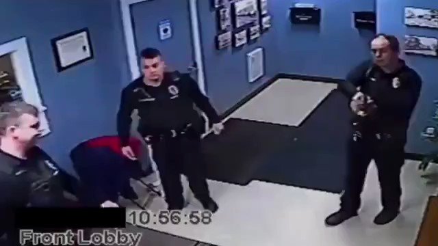 RT @BoneKnightmare: Police tase man who had hand sanitizer on his body. Man catches on fire. https://t.co/AY37UloAle