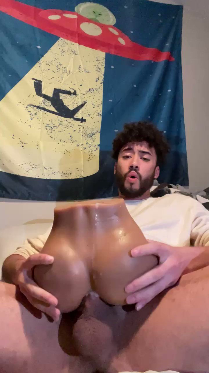 dad 🛸 on X: Holy fuck 🥵 t.co1yigMyh0ic  X