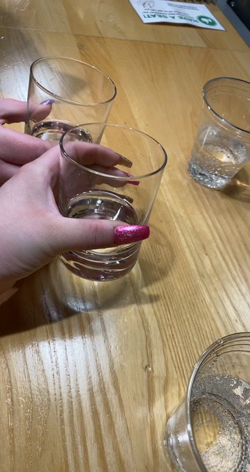 Morning shots before the plane #LosAngeles  #Itslit https://t.co/cJA2Gqoyti<a href="/tag/losangeles"class="tags">#LosAngeles</a><a href="/tag/itslit"class="tags">#Itslit</a>