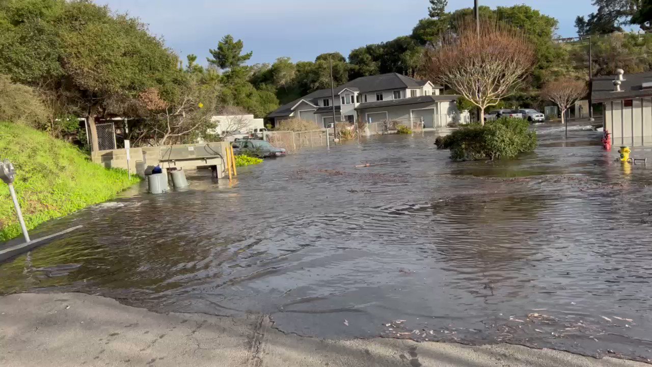 Insider Paper on Twitter "JUST IN 🚨 Flooding in Santa Cruz, California