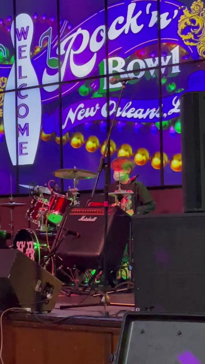 My kid’s hitting the skins in The Who show at Rock and Bowl in #NOLA today 

Live stream at fb now!!

https://t.co/94z1Db4kjo

#soundcheck… https://t.co/aTc0Chje4e