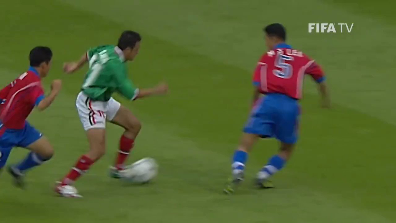 Happy birthday, Cuauhtemoc Blanco! Here he is bunny-hopping his way past two defenders at the 1998 World Cup. 


